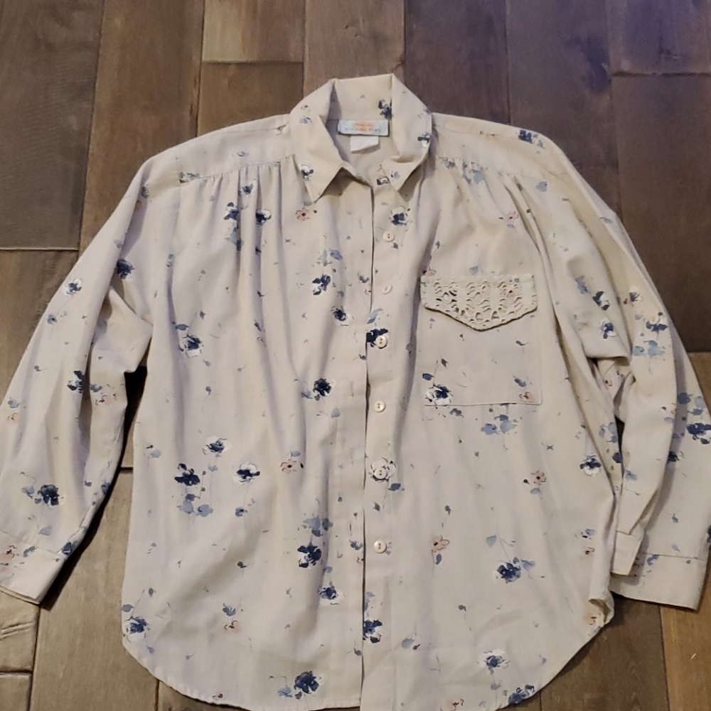 Vintage Flowered Button Down Top - image 1